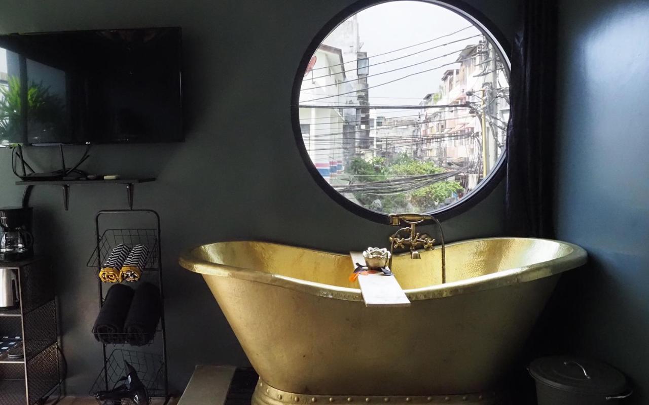 Nil Bkk Hotel Bangkok Bagian luar foto
